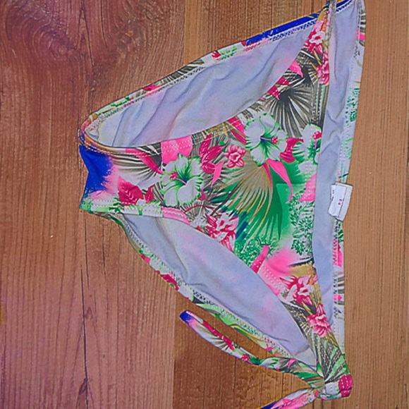 ❗️complete bikini set❗️ - Picture 3 of 3